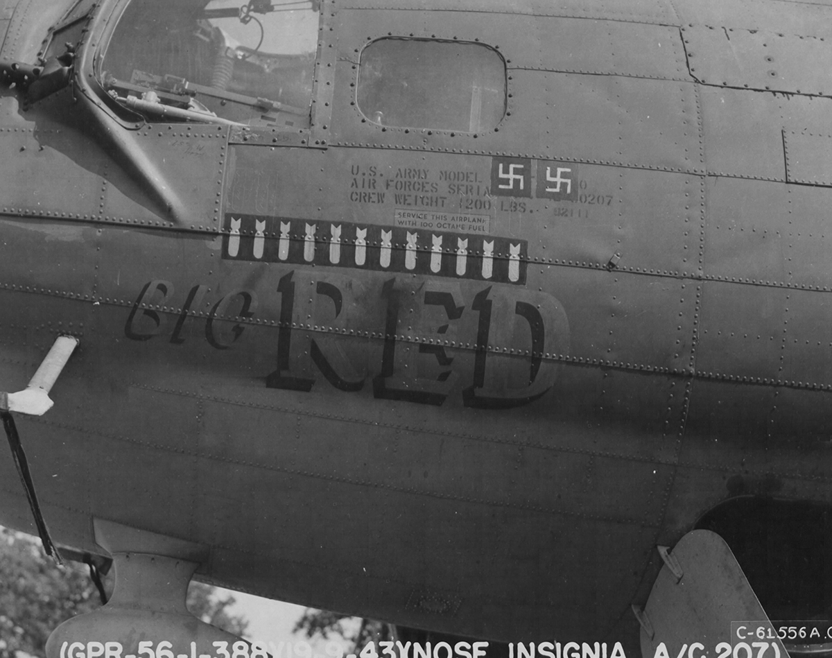 B-17 #42-30207 / Big Red