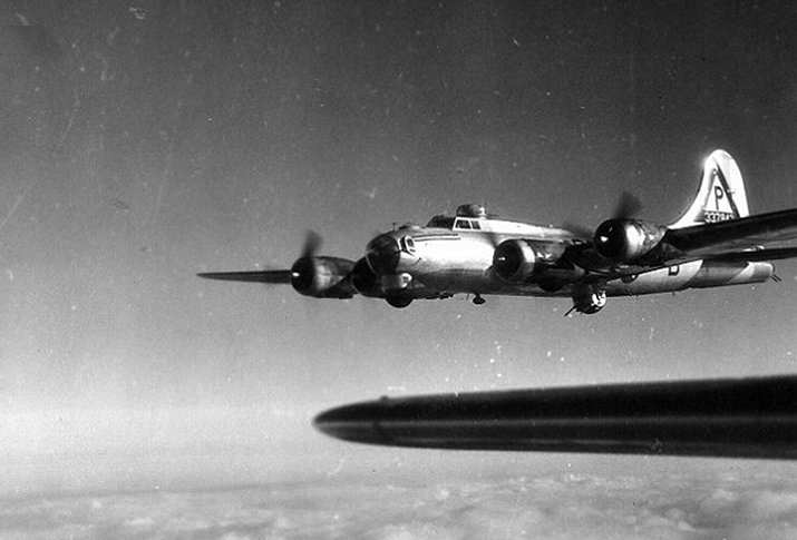 B-17 43-37843