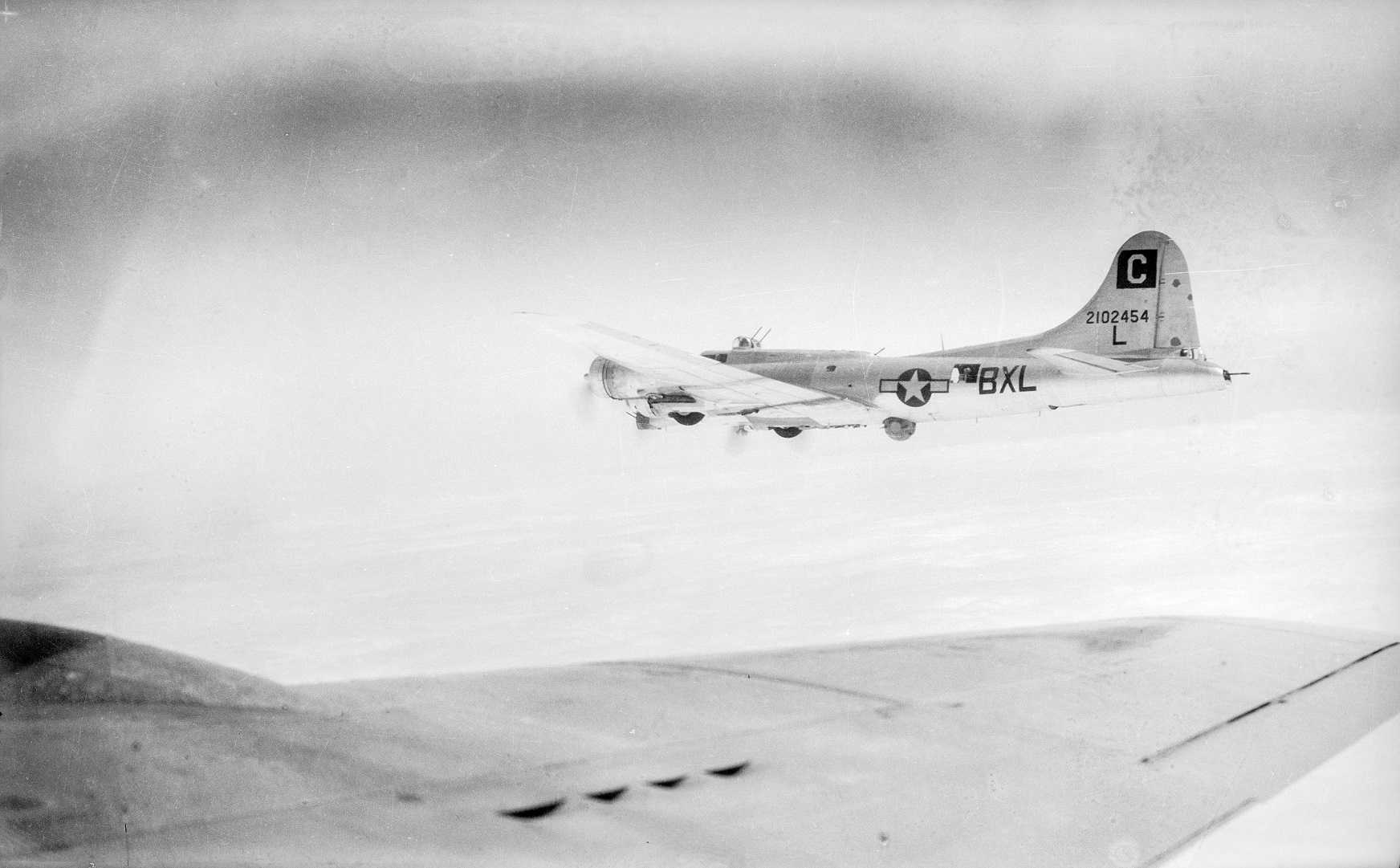 B-17 #42-102454 B-17 #42-102454