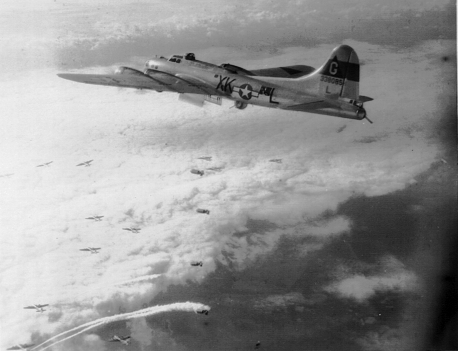 B-17 #43-38085 / Towering Titan