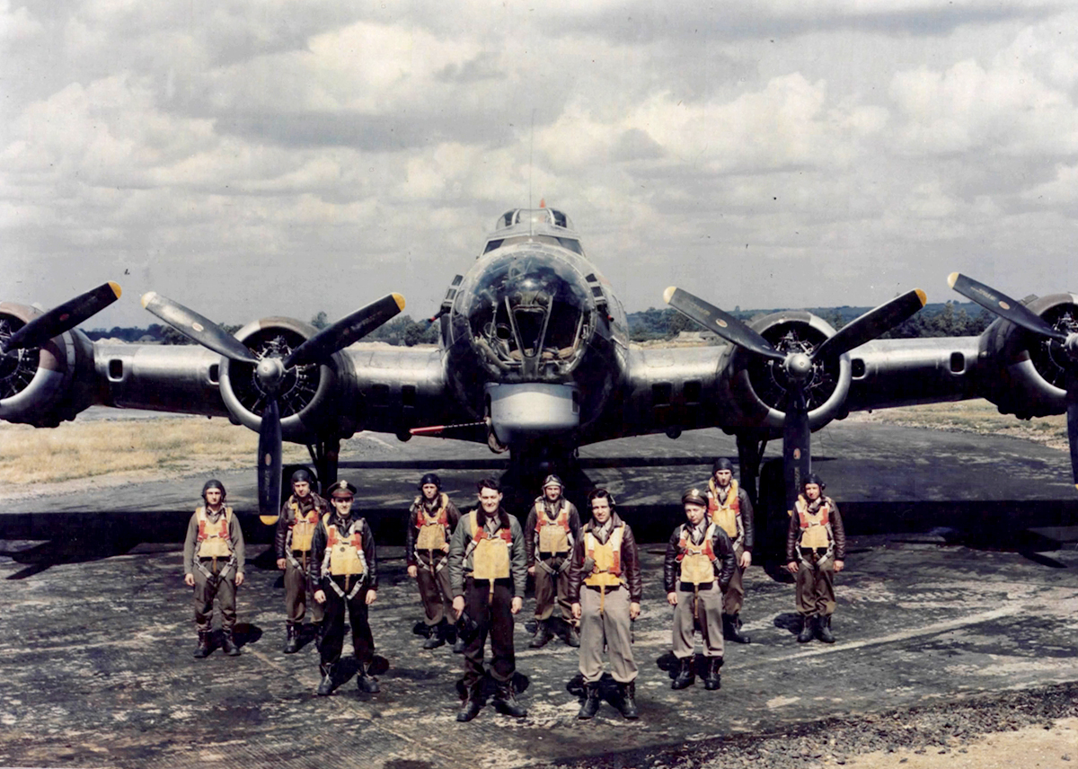 The History Of The B-17 | B-17 Bomber Flying Fortress – The Queen Of ...