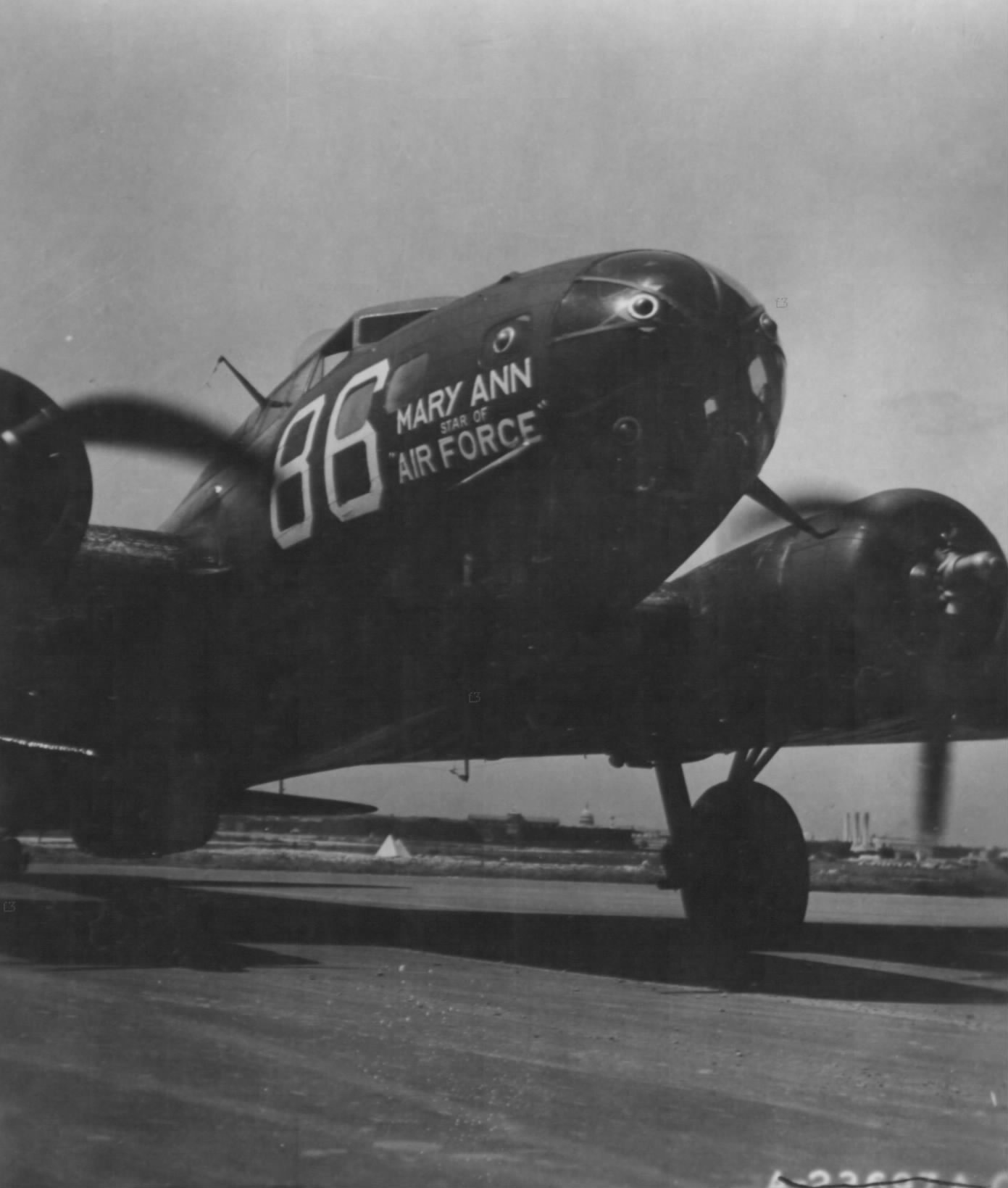 38-584 | B-17 Bomber Flying Fortress – The Queen Of The Skies