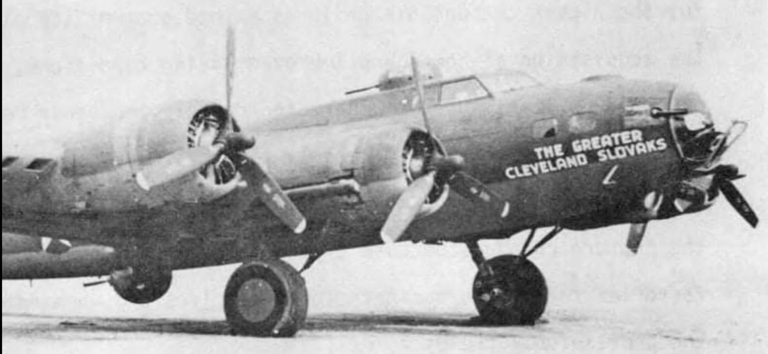 B-17F ‘The Greater Cleveland Slovaks’ | B-17 Bomber Flying Fortress ...