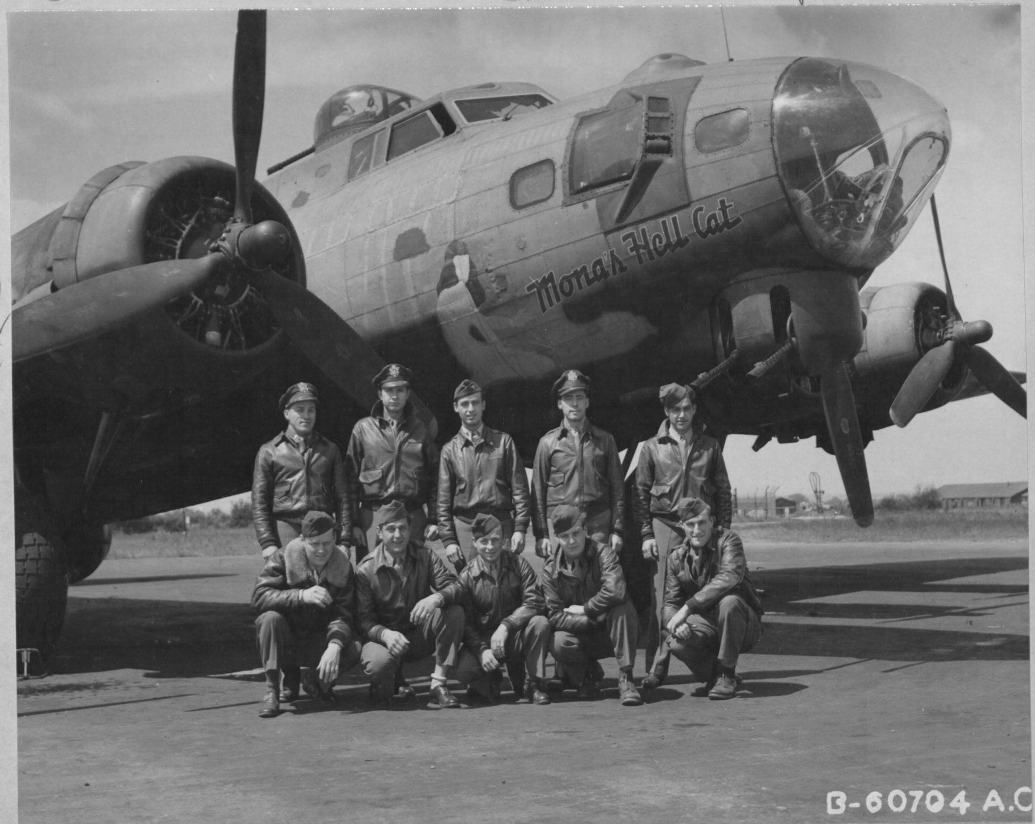 B-17G Mona’s Hell Cat | B-17 Bomber Flying Fortress – The Queen Of The ...